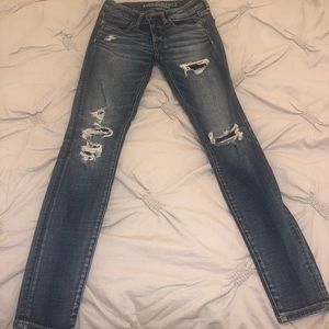American Eagle Jeggings sz 2 regular distressed